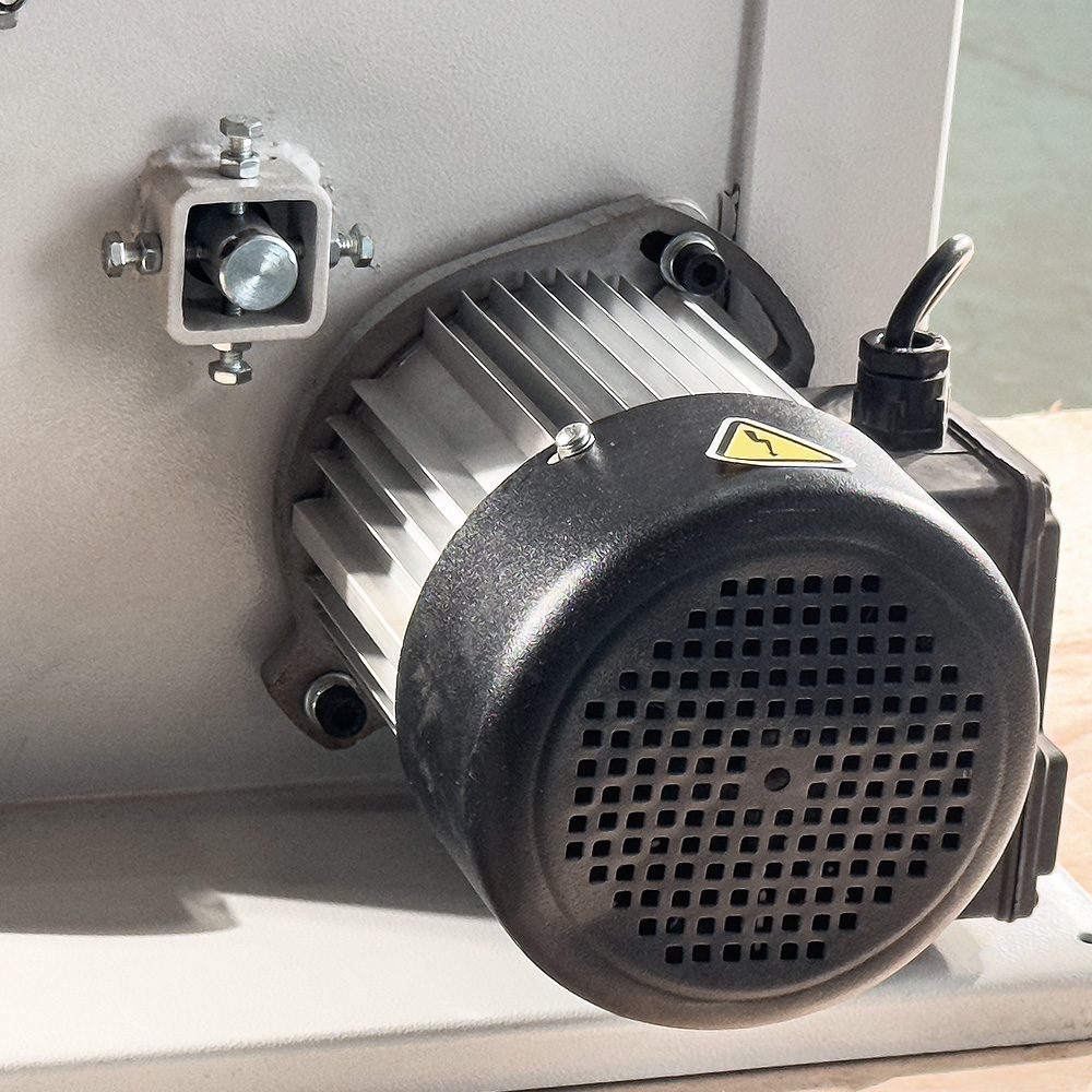 Ленточно-пильный станок по дереву Proma PP-250 25601250