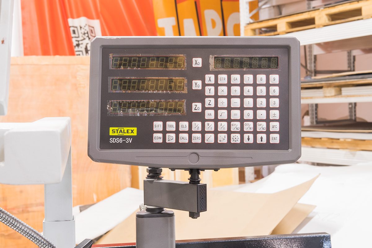 Станок токарно-винторезный Stalex C6256/1000 Станок токарно-винторезный Stalex C6256/1000