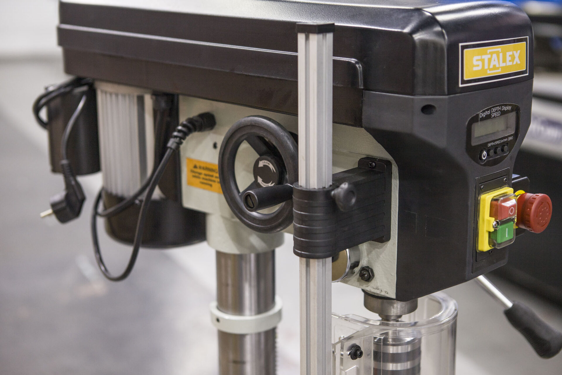 Фрезерно-сверлильный станок Stalex SBM-20 Vario