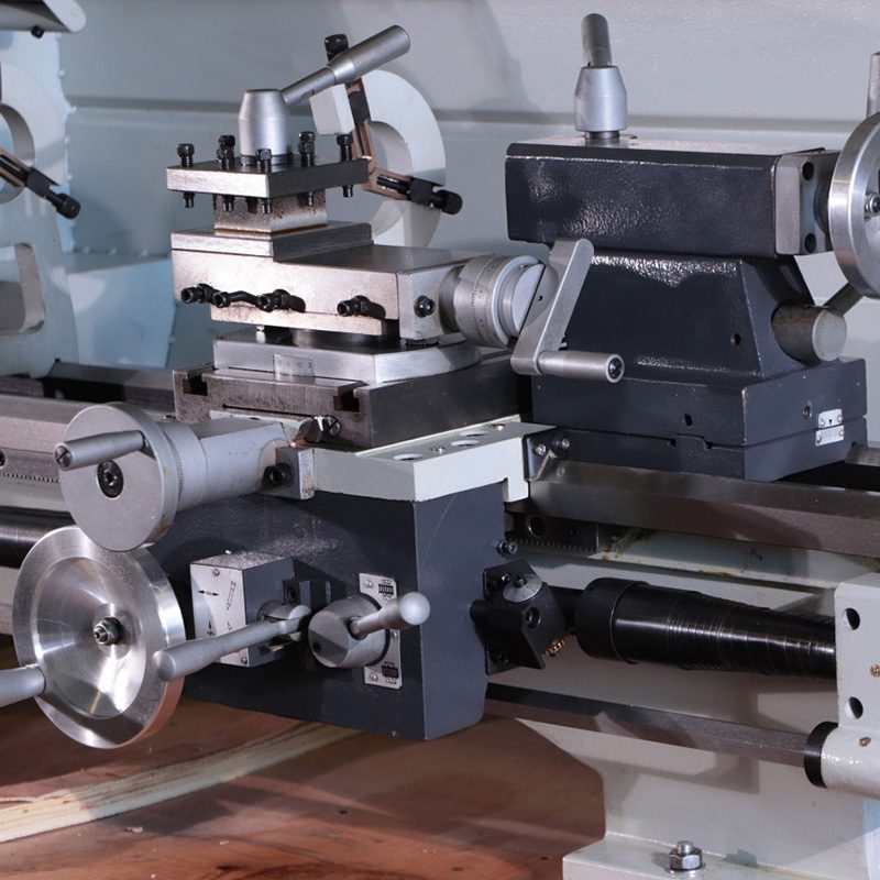 Настольный универсальный токарный станок Proma SPZ-700 21290000 Настольный универсальный токарный станок Proma SPZ-700 21290000