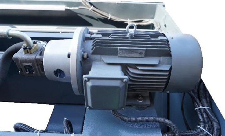 Гидравлическая гильотина Metal Master HCJ 2580 SE