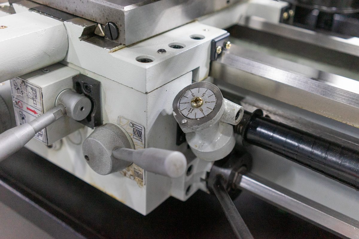 Станок токарный по металлу Stalex D280x650G