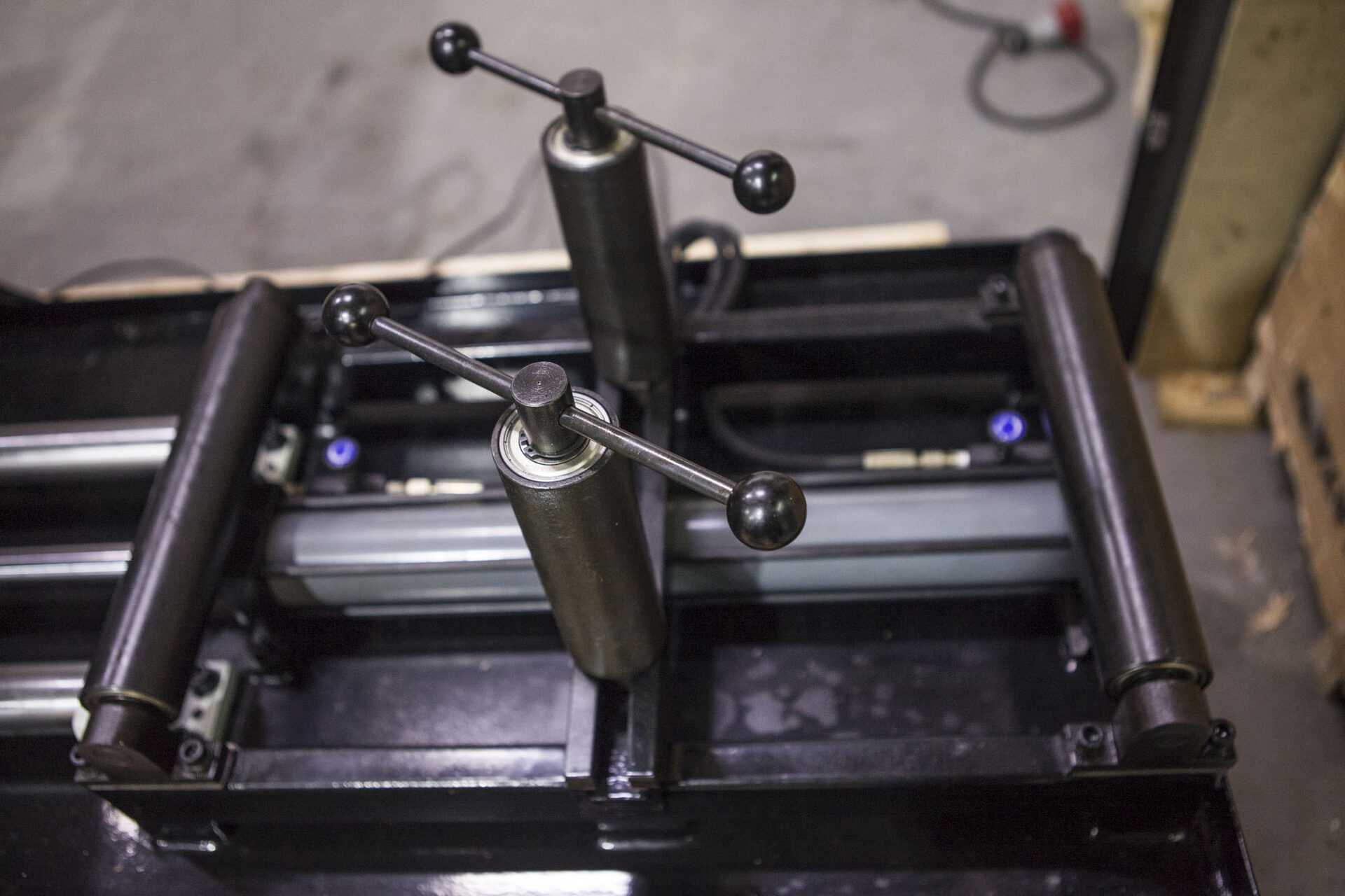 Ленточнопильный станок автоматический Stalex TBK-4228B