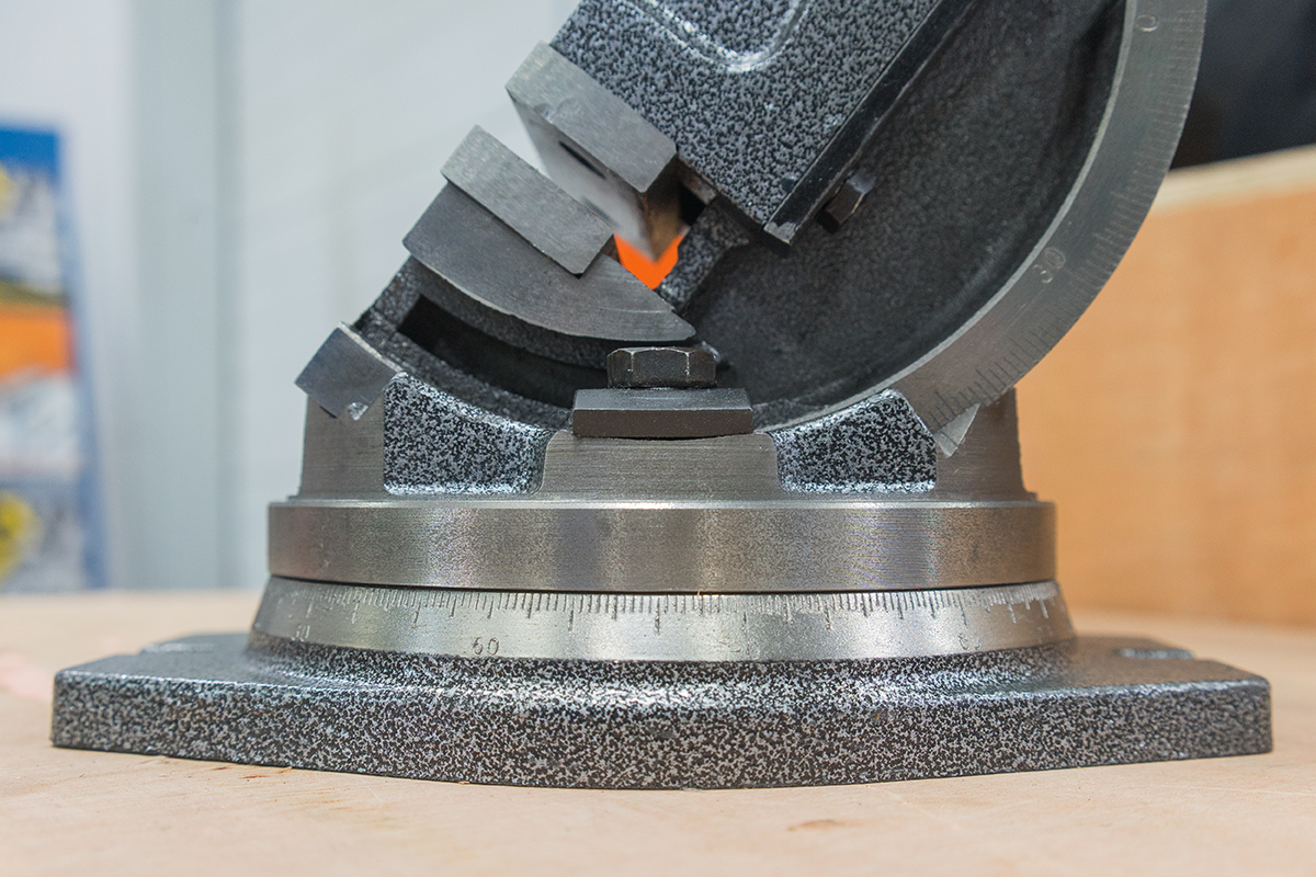 Тиски станочные Stalex QHK 125