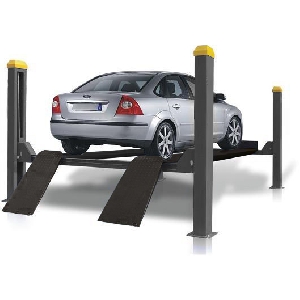 Подъемник четырехстоечный KraftWell г/п 4000 кг. платформы гладкие KRW4FPL Подъемник четырехстоечный KraftWell г/п 4000 кг. платформы гладкие KRW4FPL