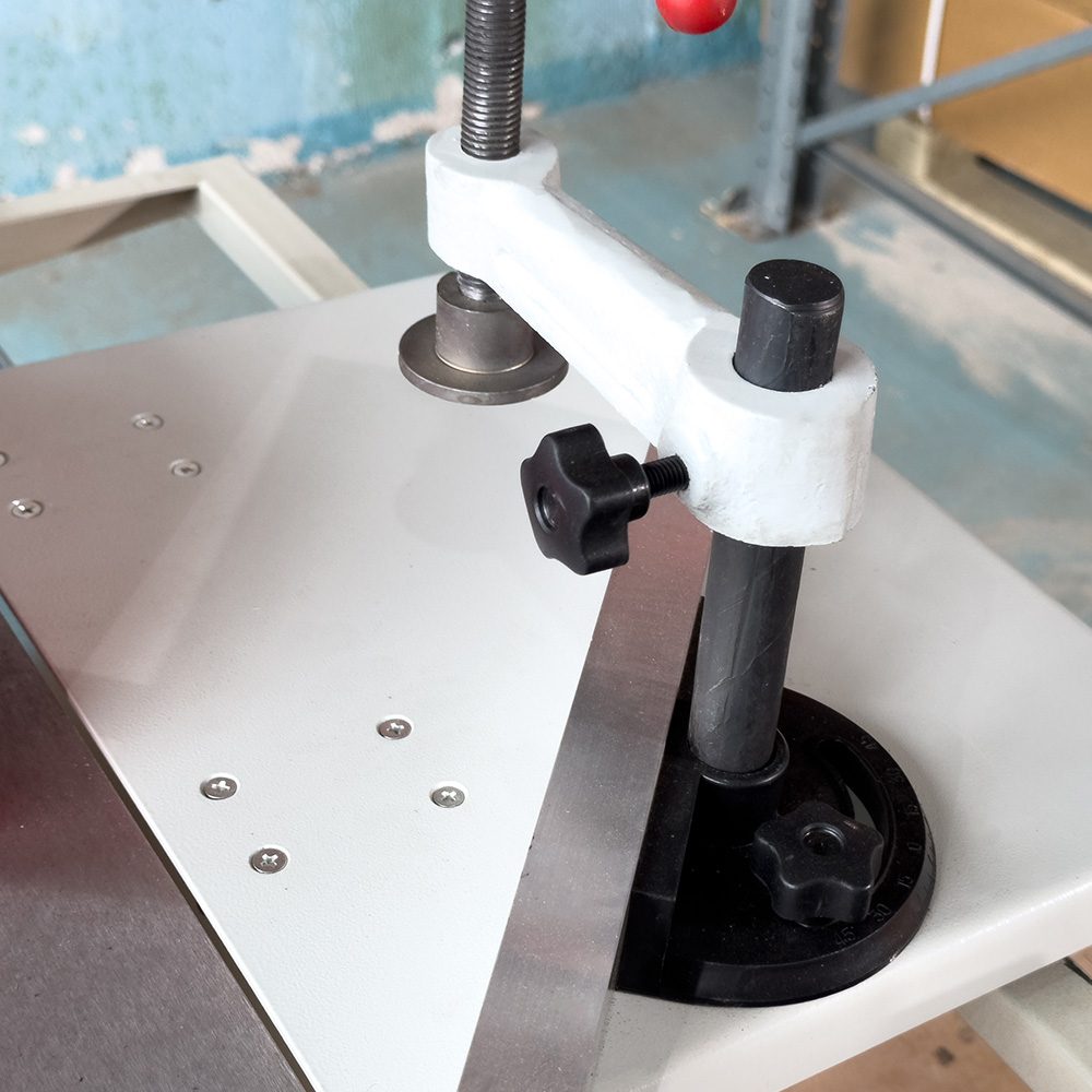 Комбинированный деревообрабатывающий станок Proma CWM-200-3/220