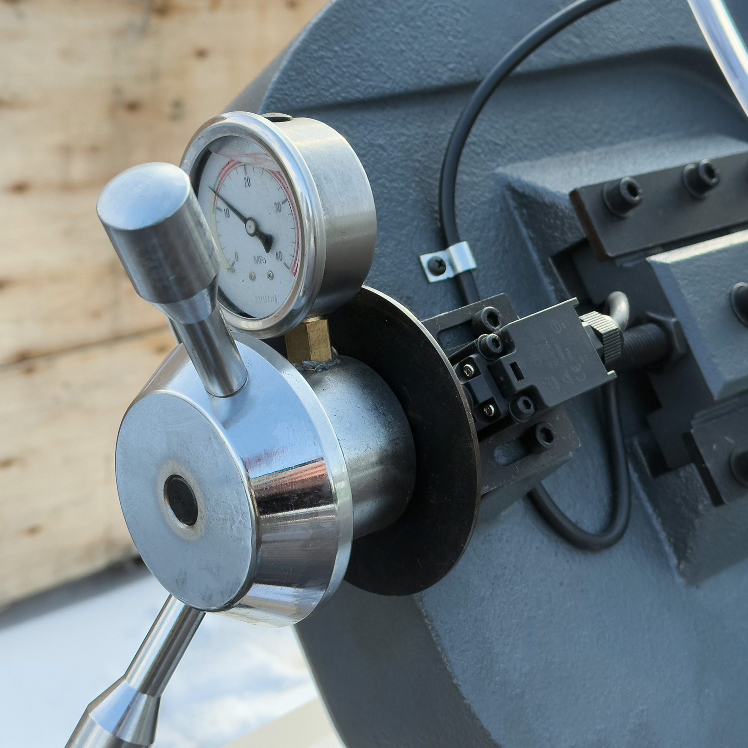 Ленточная пила по металлу полуавтоматическая Proma PPS-270HPA 27027000 Ленточная пила по металлу полуавтоматическая Proma PPS-270HPA 27027000