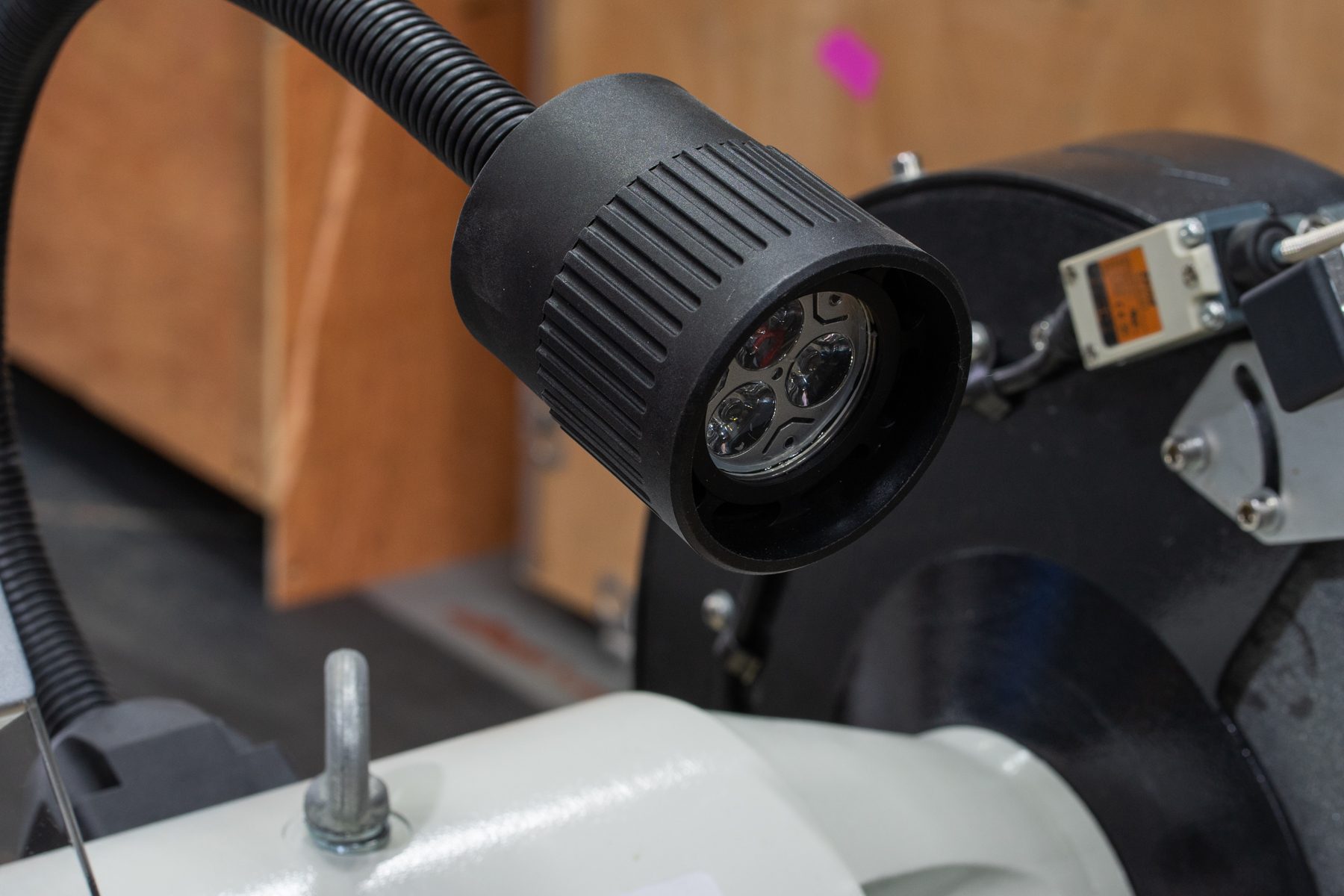 Заточный станок с вытяжкой Stalex DS400