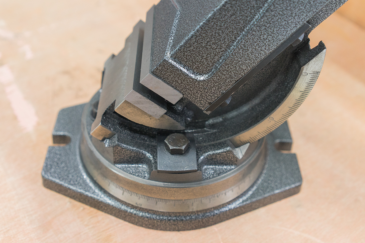 Тиски станочные Stalex QHK 100