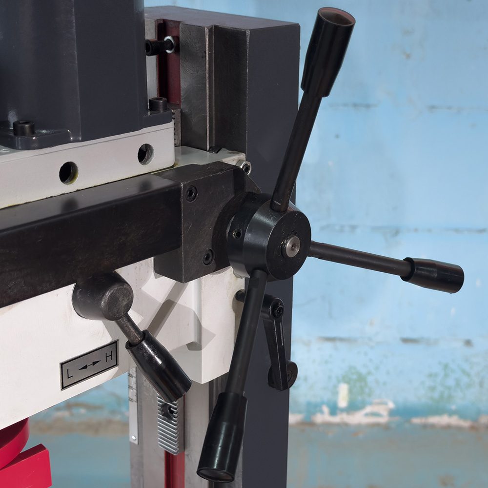 Фрезерный станок Proma FPV-25LP