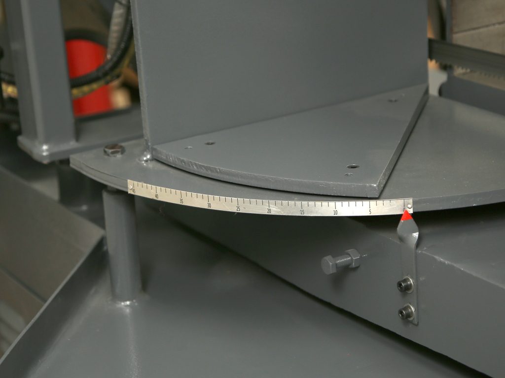 Ленточнопильный полуавтоматический станок METALMASTER MGH-400Z