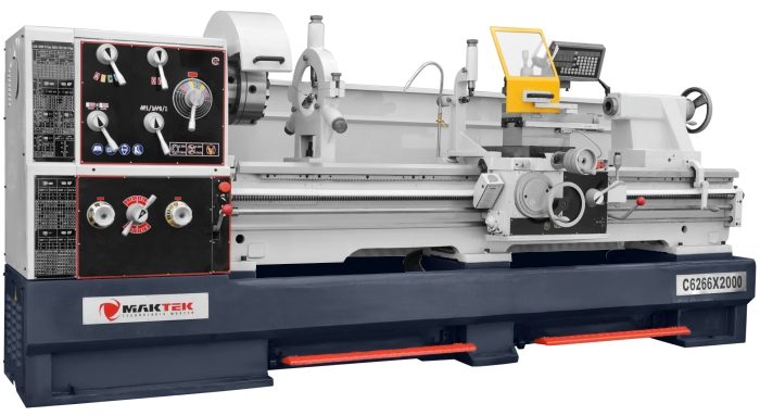 Токарно-винторезный станок CORMAK 800X1500/2000/3000