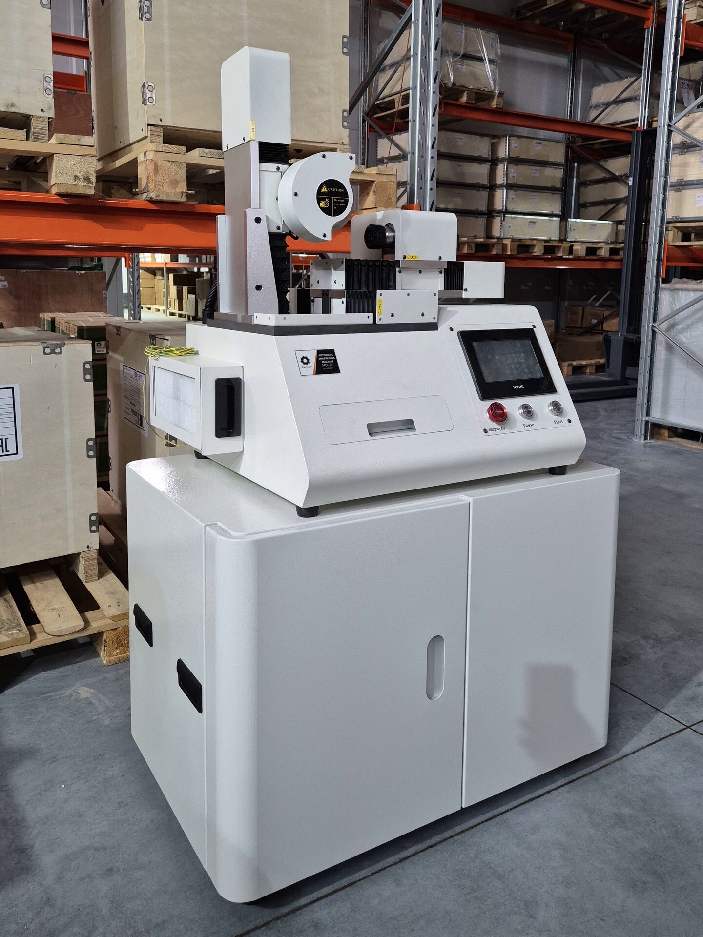 Станок с ЧПУ для заточки фрез и сверл Partner MD-20