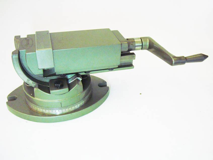 Тиски поворотные наклонные Proma 75мм 0016