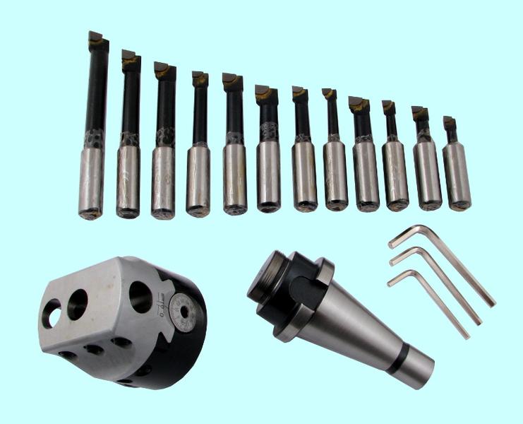 Головка расточная d 75мм, D расточки 12-120мм, хв-к 7:24-40NT (ГОСТ 25827 исп.1) без ЧПУ, с к-том резцов Т15К6 из 12шт. Головка расточная d 75мм, D расточки 12-120мм, хв-к 7:24-40NT (ГОСТ 25827 исп.1) без ЧПУ, с к-том резцов Т15К6 из 12шт.