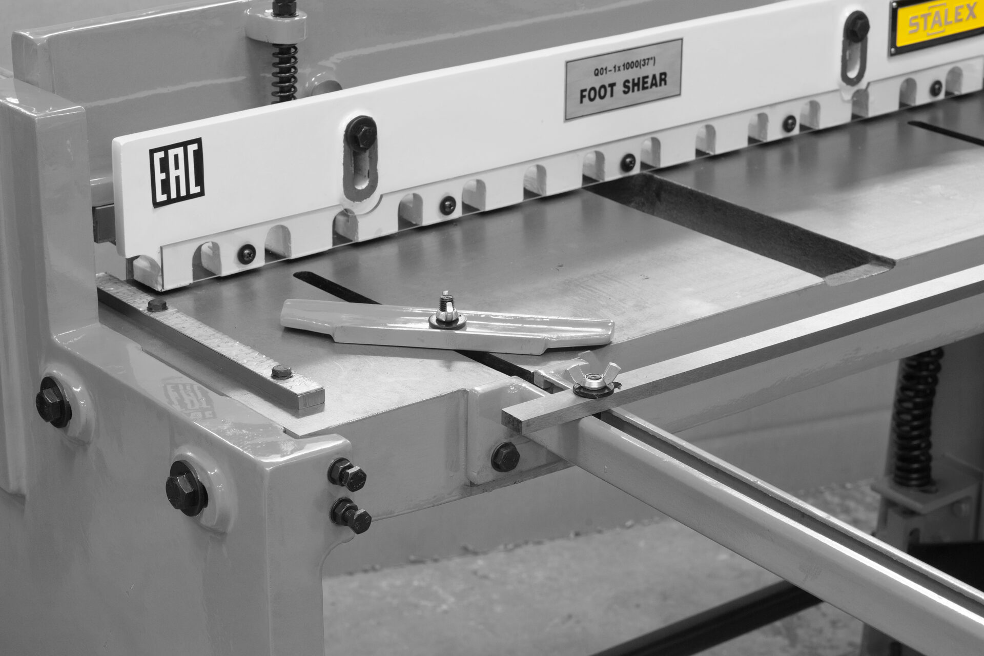 Ручная гильотина Stalex Q01-1х1000