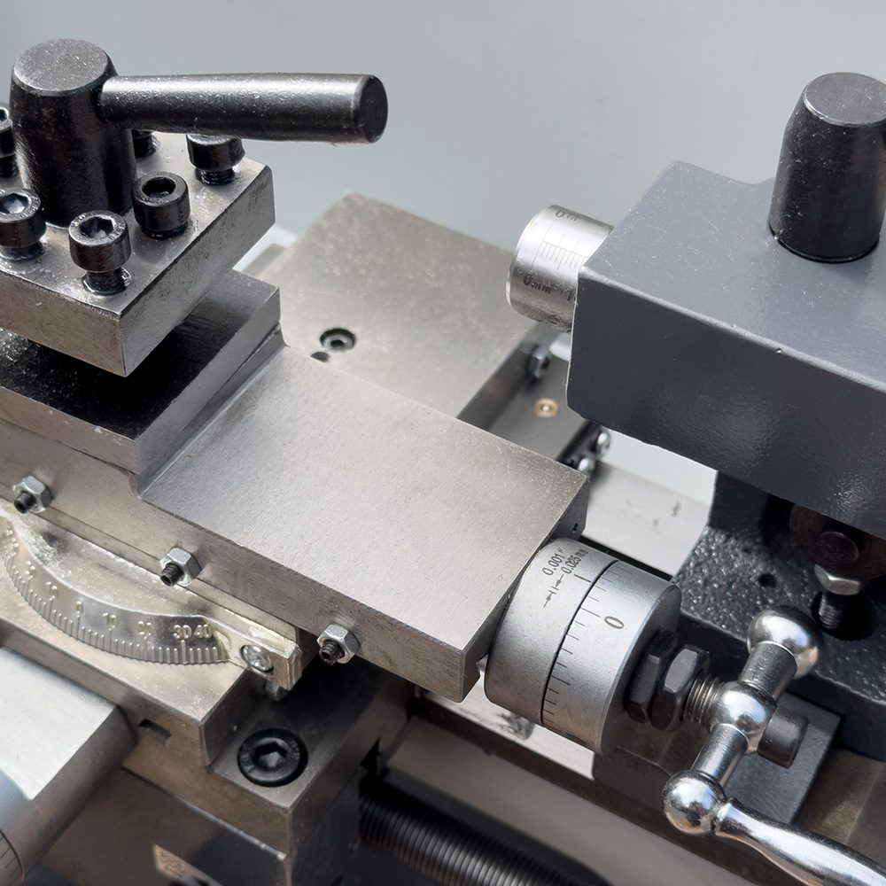 Токарный станок настольный Proma SPV-300