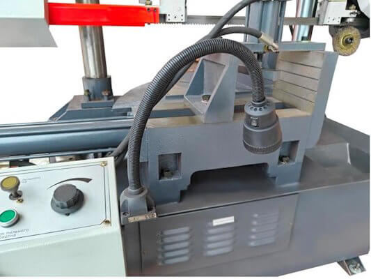 Ленточнопильный двухколонный станок Metal Master MGH-300 Z60