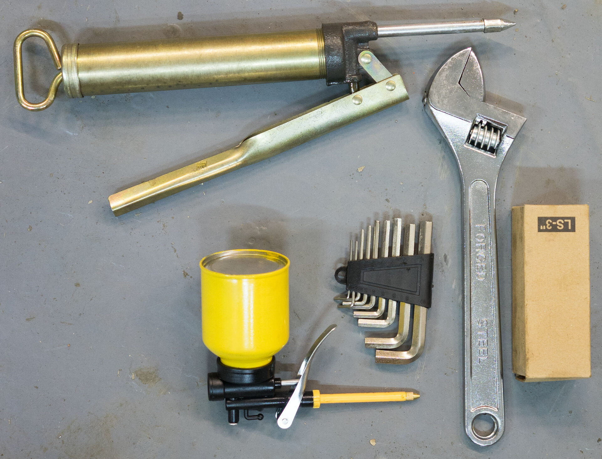 Электромеханический вальцовочный станок Stalex ESR-1300x2.5