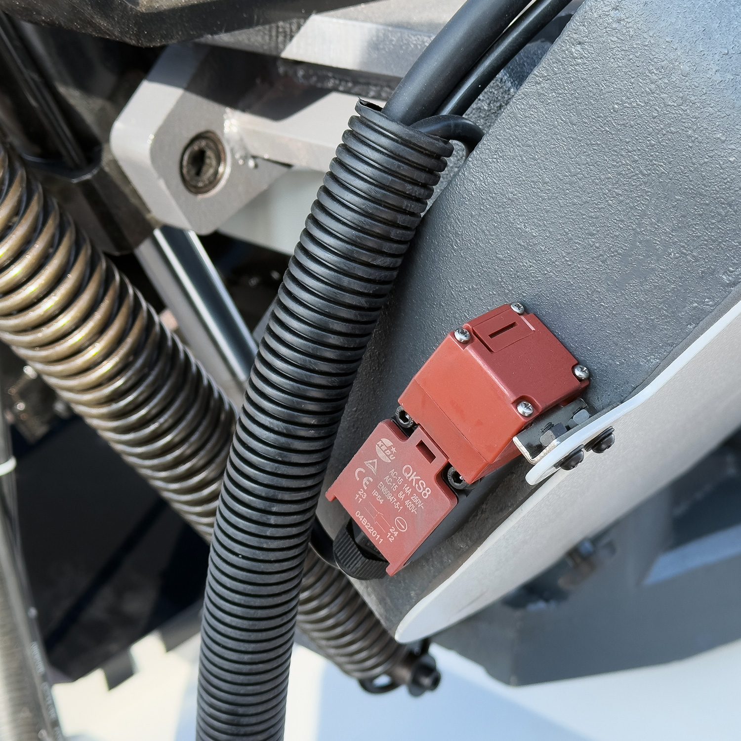 Ленточная пила по металлу полуавтоматическая Proma PPS-270HPA 27027000