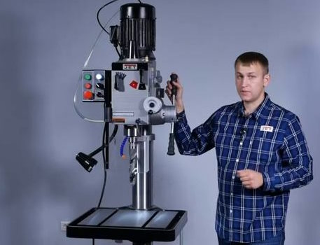 Станок jet на производстве