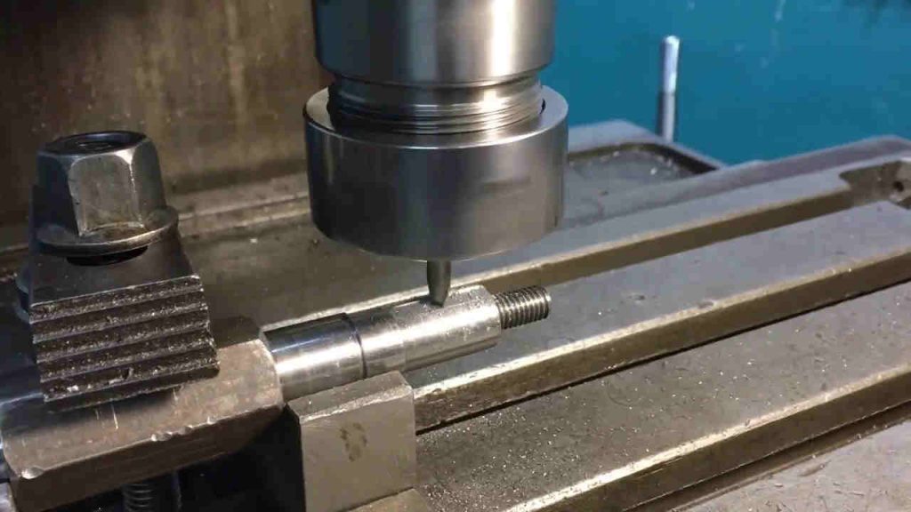 Фрезерование паза