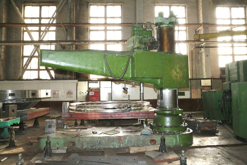 обработка крупных деталей на радиальном станке