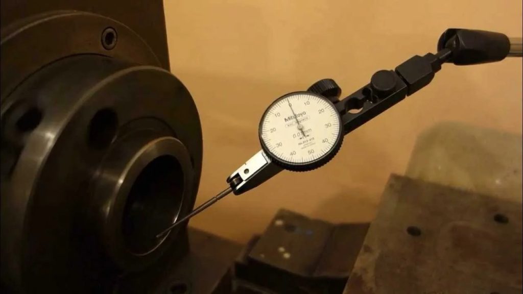 Проверка радиального биения шпинделя