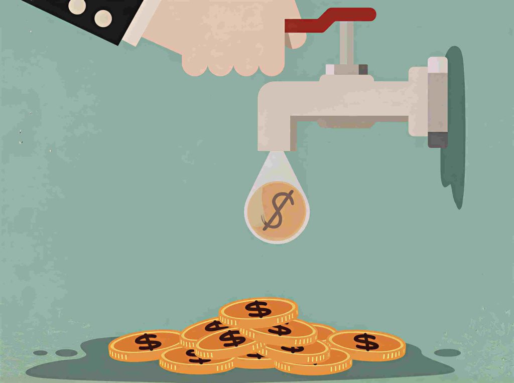 Денежный поток при разных способах финансирования